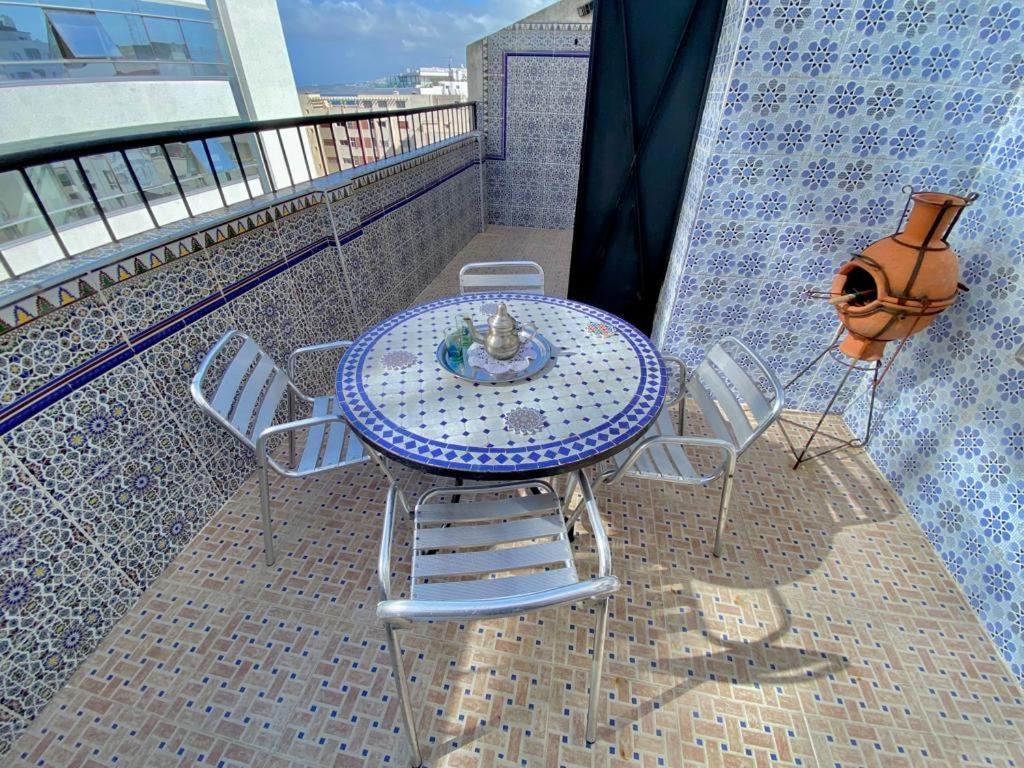 Belle Appartement Vue Sur Mer Tangier Bagian luar foto